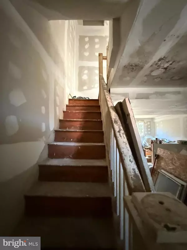 Baltimore, MD 21215,3619 OAKMONT AVE