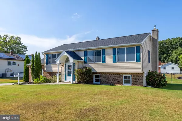 Gibbstown, NJ 08027,751 DUNCAN AVE