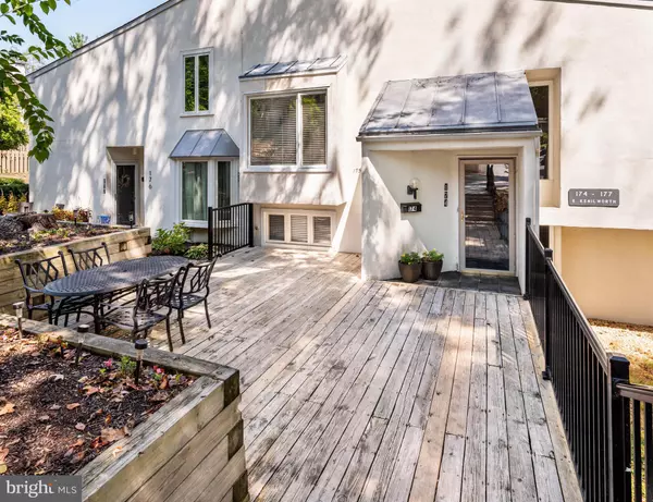 Newtown Square, PA 19073,174 E KENILWORTH CIR