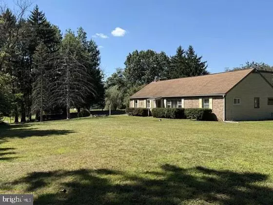 Carlisle, PA 17015,871 ALEXANDER SPRING RD