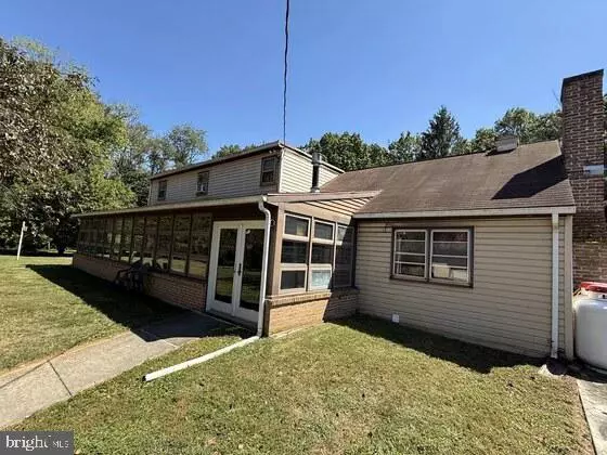 Carlisle, PA 17015,871 ALEXANDER SPRING RD