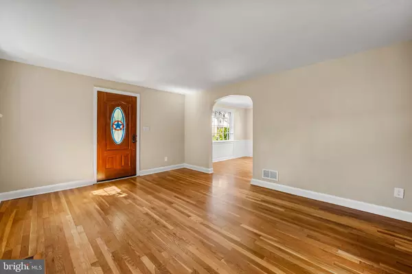 Baltimore, MD 21208,121 BRIGHTSIDE AVE