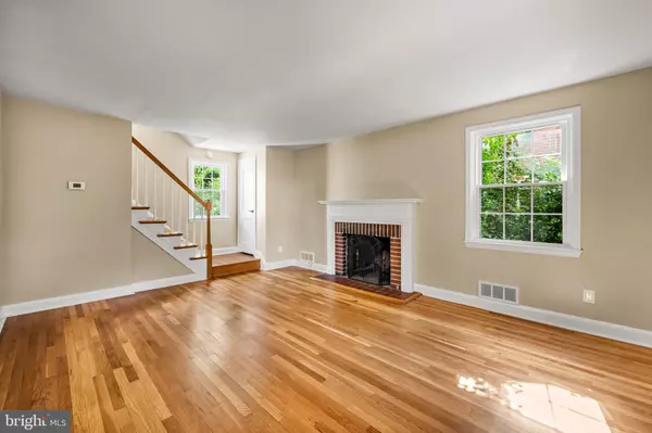 Baltimore, MD 21208,121 BRIGHTSIDE AVE