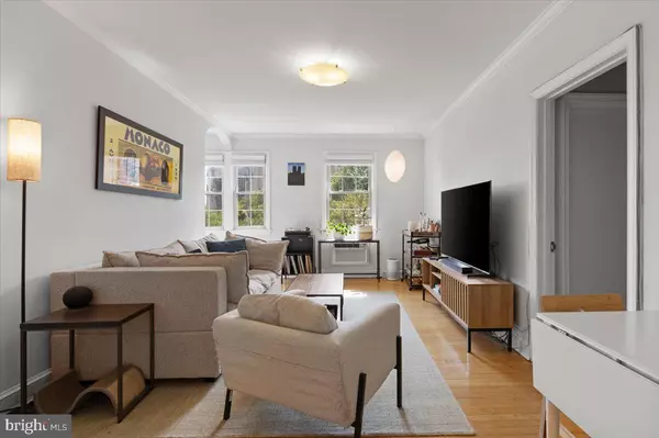 Washington, DC 20016,3028 WISCONSIN AVE NW #APT402