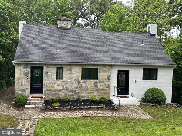 King George, VA 22485,6033 WHIPSAWASON RD