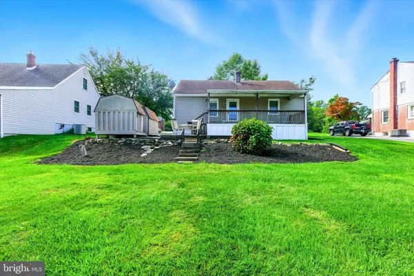 Lancaster, PA 17603,1959 HEMLOCK RD