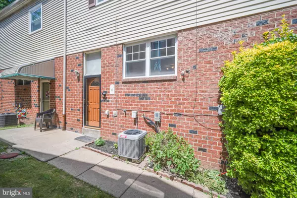 Philadelphia, PA 19115,9376 NEIL RD #A