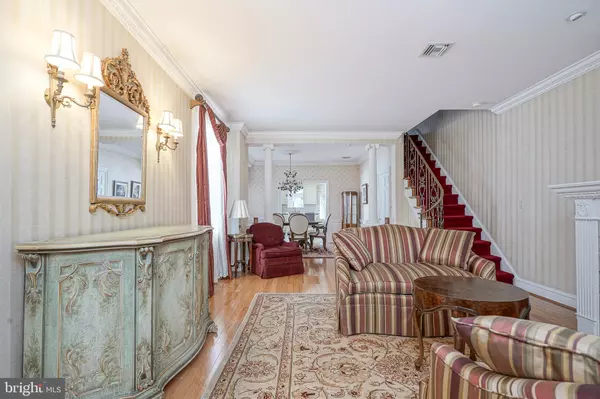 Philadelphia, PA 19145,2533 S LAMBERT ST