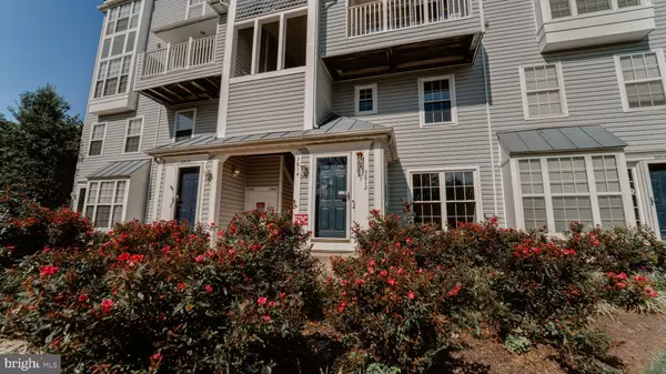 3812 CLORE PL #3812, Woodbridge, VA 22192