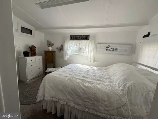 Enola, PA 17025,418 STATE STREET