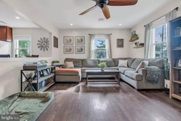 Hamilton, NJ 08619,393 COLLIER