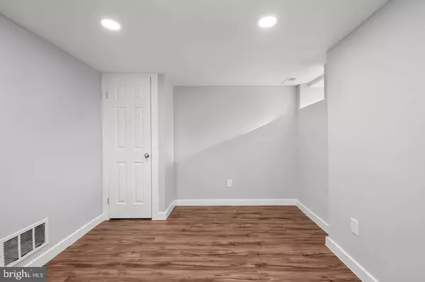 Gwynn Oak, MD 21207,1902 ALTO VISTA AVE