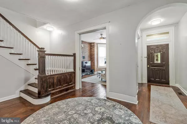 Washington, DC 20009,2621 UNIVERSITY PL NW