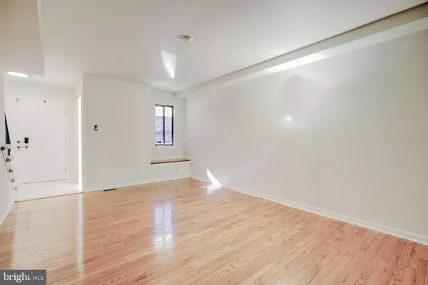 Lansdale, PA 19446,1401 OAK CIR