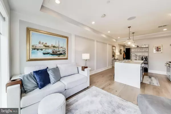 Washington, DC 20009,1320 BELMONT ST NW #102