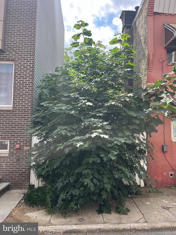 Philadelphia, PA 19146,2110 CROSS ST