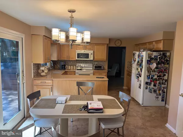 Cherry Hill, NJ 08003,1684 BLUE JAY LN