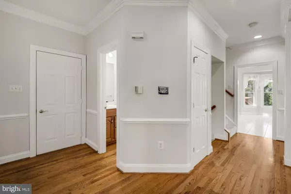 Silver Spring, MD 20910,9202 LINDEN GROVE CT