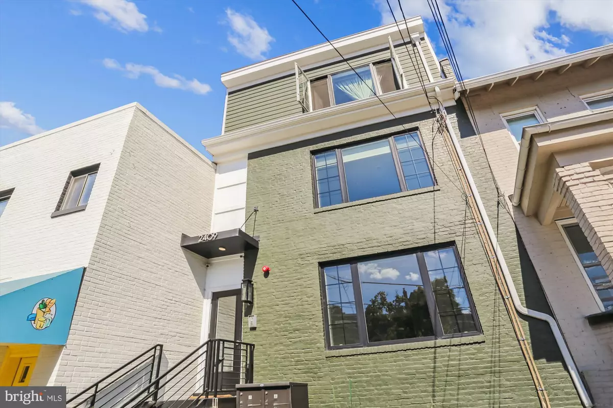 Washington, DC 20007,2409 37TH ST NW #2