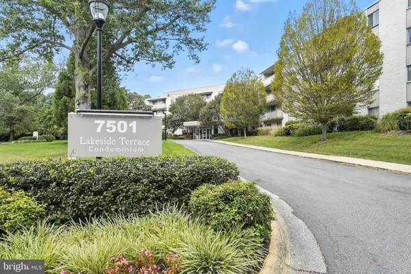 Bethesda, MD 20817,7501 DEMOCRACY BLVD #B422
