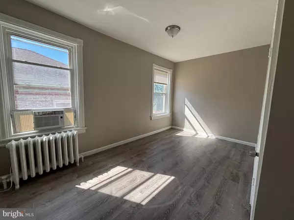 Wilmington, DE 19802,116 W 30TH ST #5