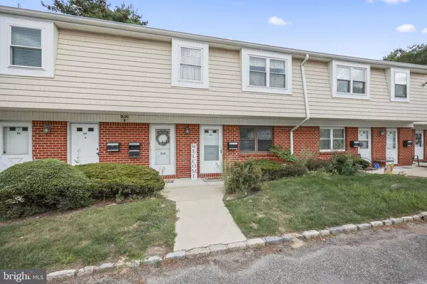 807 SILVER CT, Hamilton, NJ 08690