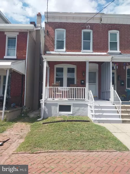 13 STANBRIDGE ST, Norristown, PA 19401