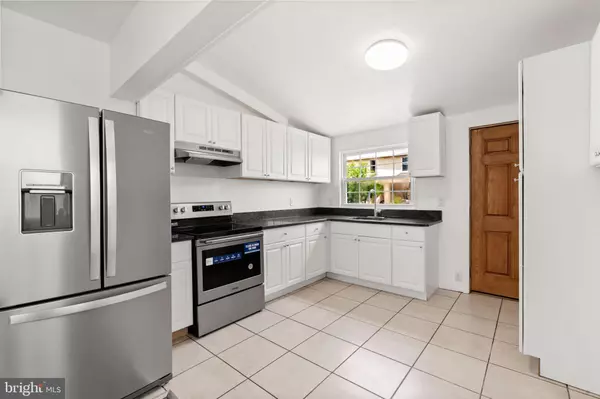 Marcus Hook, PA 19061,1359 GREEN ST