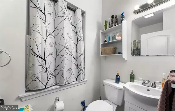 Philadelphia, PA 19121,1821 N BOUVIER ST