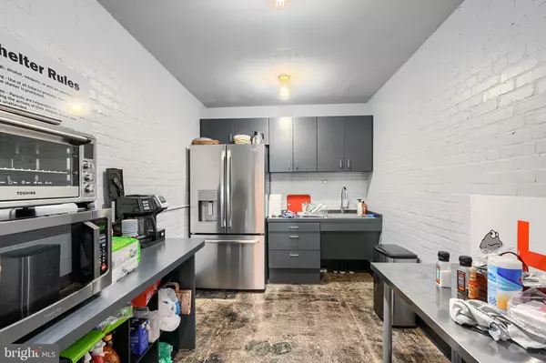 Baltimore, MD 21230,2301 RUSSELL ST