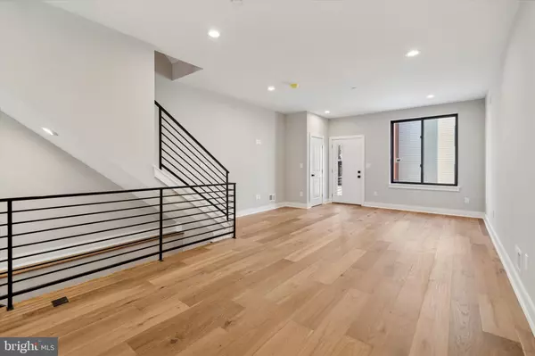 Philadelphia, PA 19128,3833 TERRACE ST