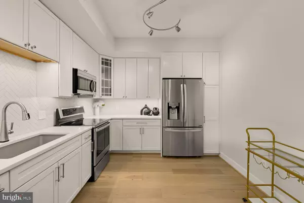 Washington, DC 20001,910 M ST NW #330