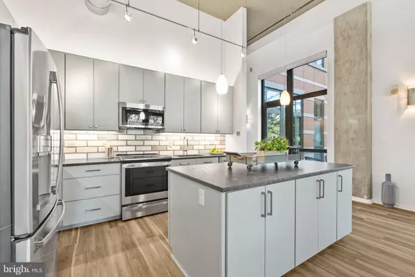 Arlington, VA 22206,2720 S ARLINGTON MILL DR #106