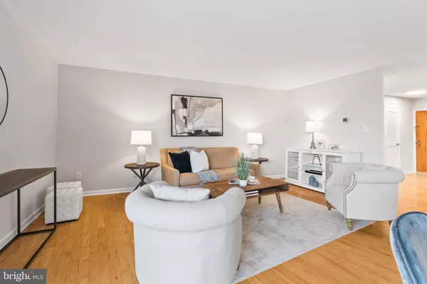 Arlington, VA 22202,1101 S ARLINGTON RIDGE RD #313