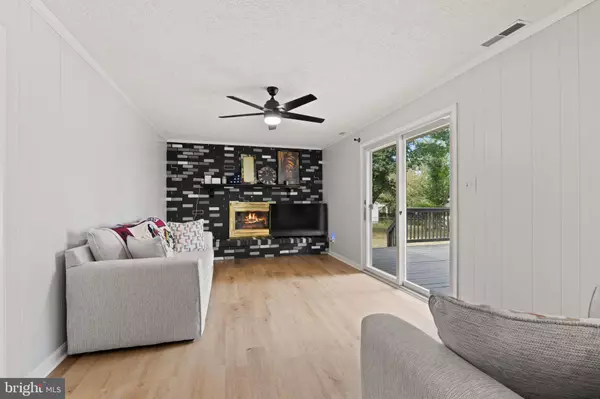 Fredericksburg, VA 22407,5817 UP A WAY DR