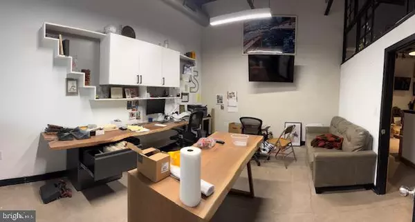 Philadelphia, PA 19134,3213-23 AMBER ST #STUDIO 1