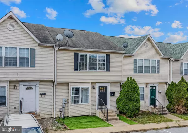 Martinsburg, WV 25401,112 GEORGETOWN SQ