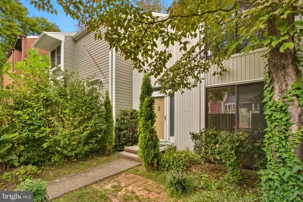 Columbia, MD 21044,10369 MAYWIND CT