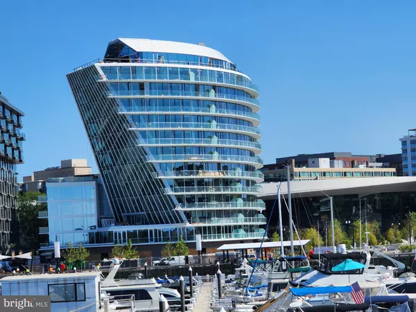 601 WHARF ST SW #704, Washington, DC 20024