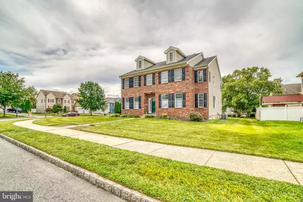 Philadelphia, PA 19115,9902 PLAYER DR