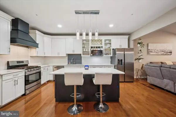 Eagleville, PA 19403,930 HERITAGE DR