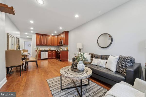 Philadelphia, PA 19146,2001 CARPENTER ST #B