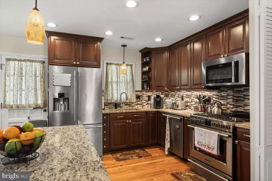 989 S MARSHALL ST, Front Royal, VA 22630