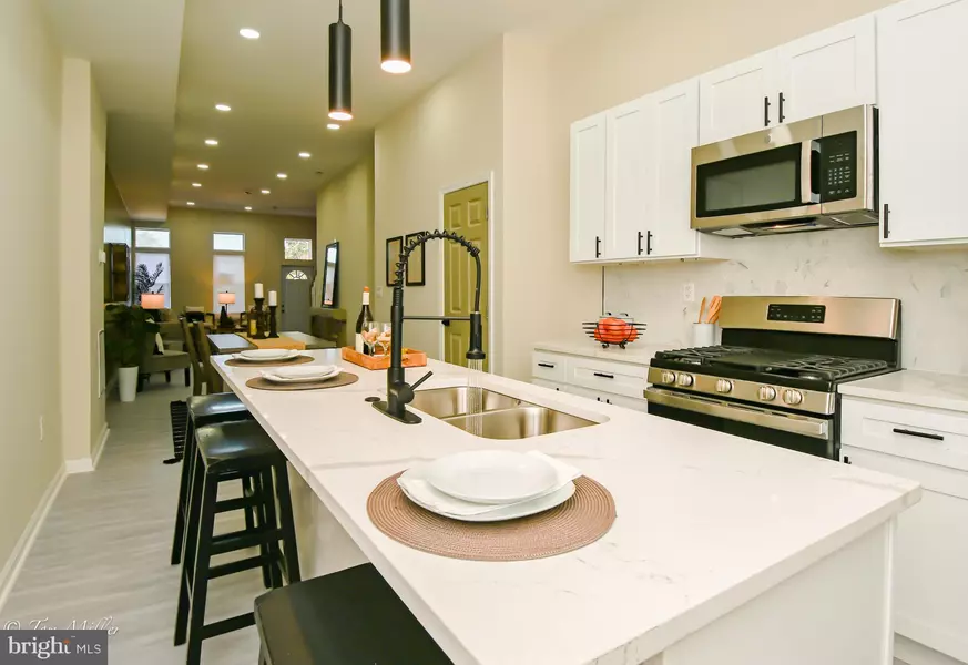 1743 E FEDERAL ST, Baltimore, MD 21213