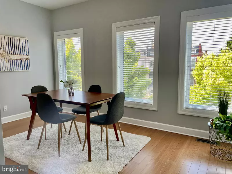 927 12TH ST NE, Washington, DC 20002