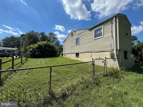 Falls Church, VA 22043,1729 OLNEY RD