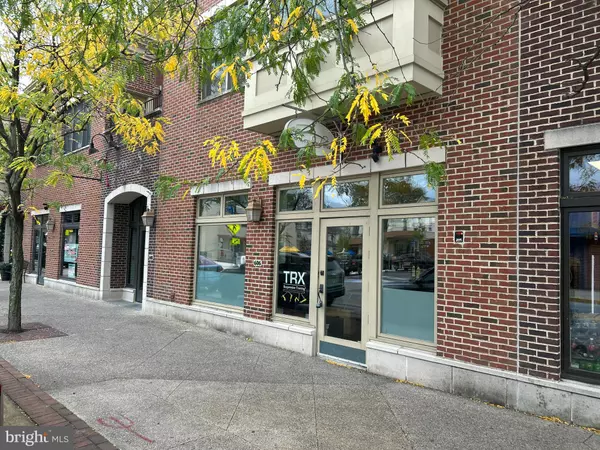 Collingswood, NJ 08108,606 HADDON AVE