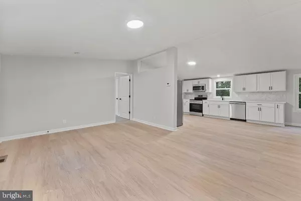 Louisa, VA 23093,1301 VAWTER CORNER RD