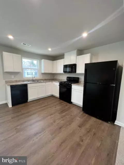 Blackwood, NJ 08012,31 FIELDCREST ALY