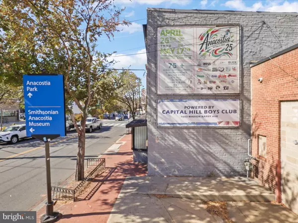 Washington, DC 20020,1300 SE MARION BARRY AVE SE